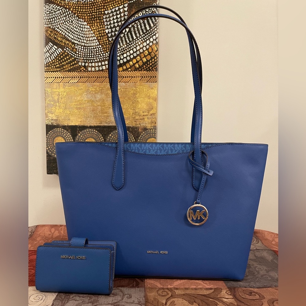 Michael Kors Arden Women Large Top-Zip Tote Bag+ BIfold Wallet Set Galaxy Blue